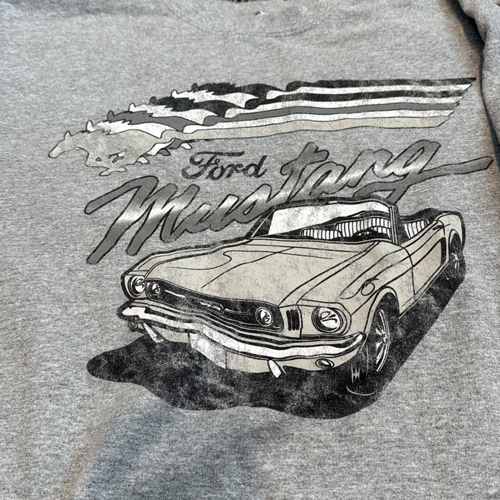 Vintage Ford Mustang sweater size medium‎